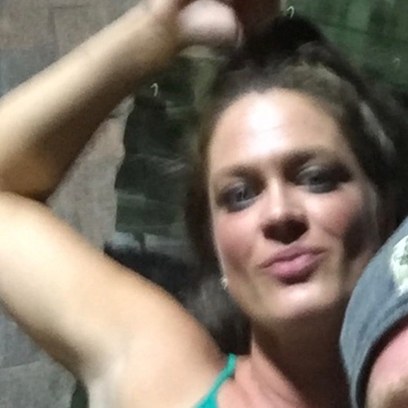 Meet your Posher, Kristen - Picture 1 of 1